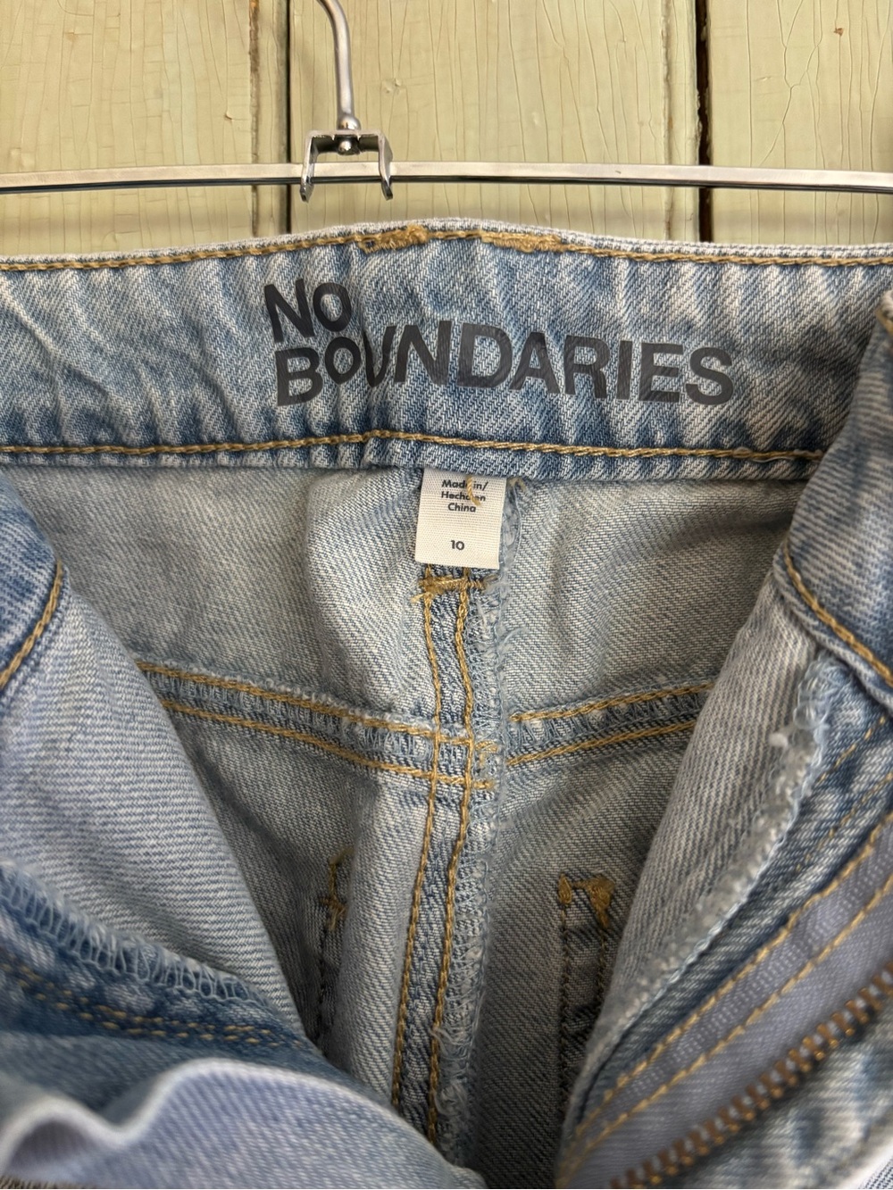 No Boundaries Light Blue Cargo Jeans with Bows - Picture 3 of 4